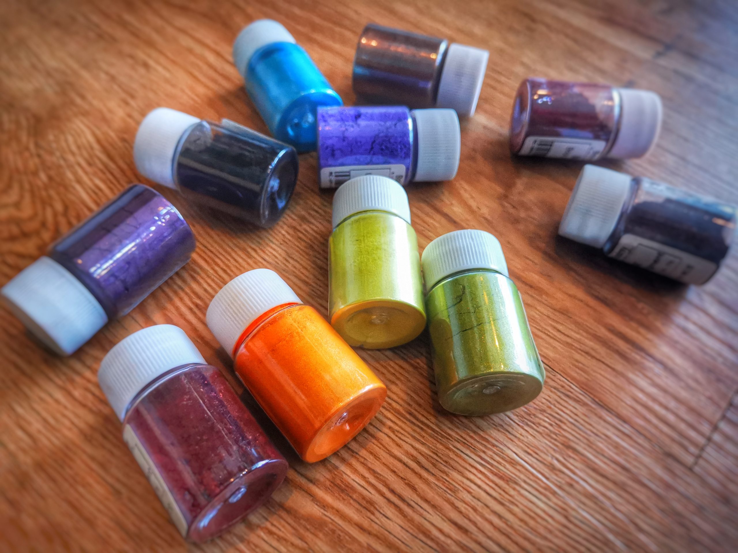 Mica-colour-lipstick-making